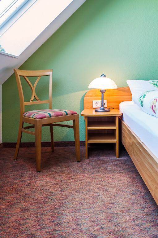 Hotel Hus Achtern Diek Hamburg-Harburg Kamer foto
