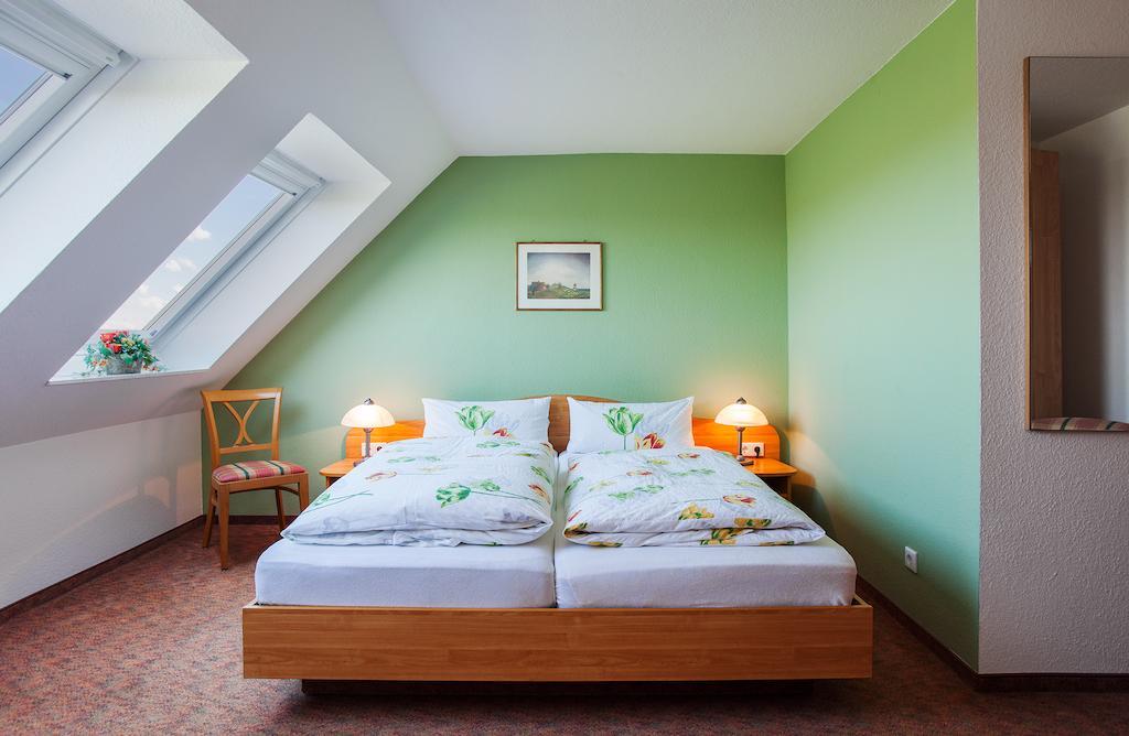Hotel Hus Achtern Diek Hamburg-Harburg Buitenkant foto