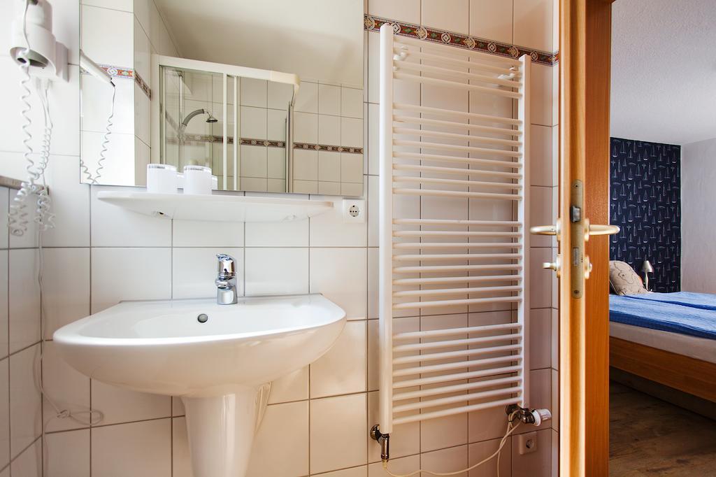 Hotel Hus Achtern Diek Hamburg-Harburg Kamer foto