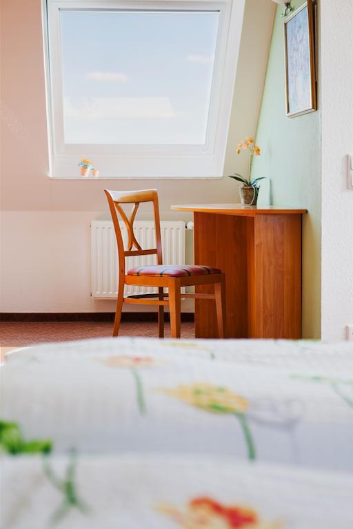 Hotel Hus Achtern Diek Hamburg-Harburg Kamer foto